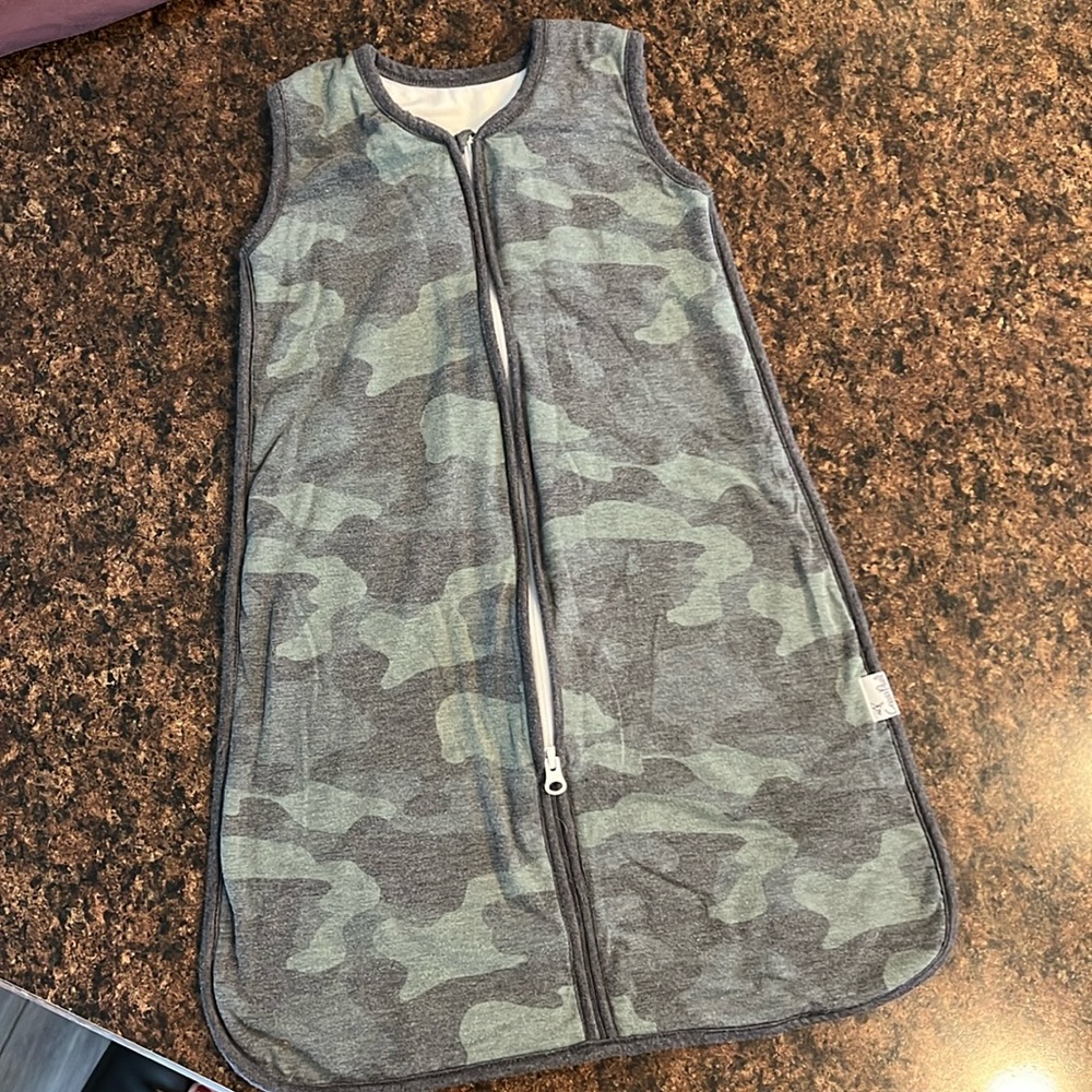 Copper Pearl sleep sack size 0-6 months.